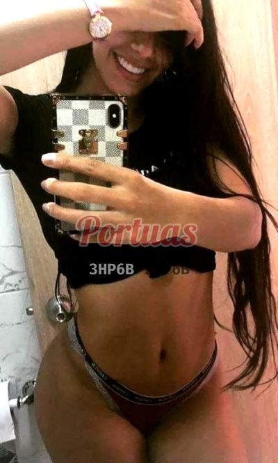 Carol, Acompanhante em Porto