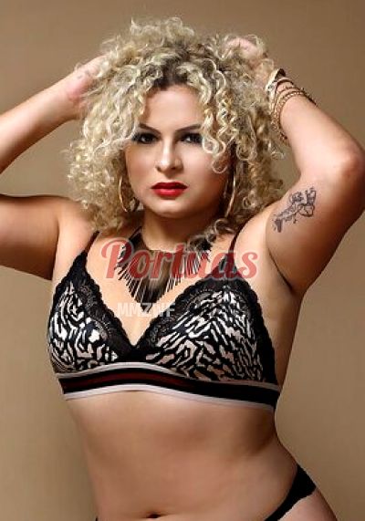 Daniella Marttins, acompanhante em Queluz