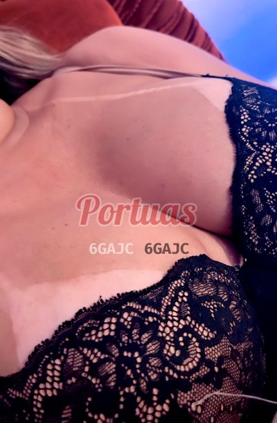 Julia, acompanhante em Leiria