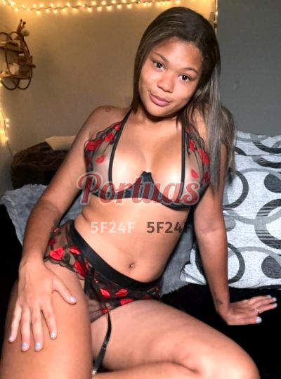 Camille, Acompanhante em Porto de Mós