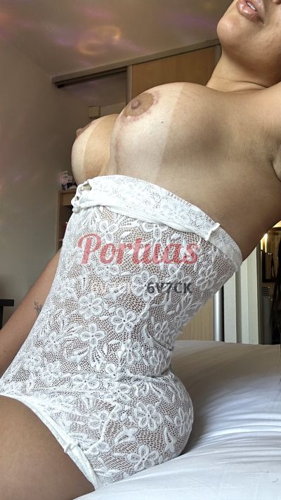 Bruna, puta em Quarteira
