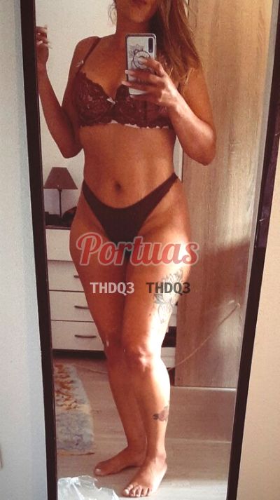 Ruby, Acompanhante em Setúbal