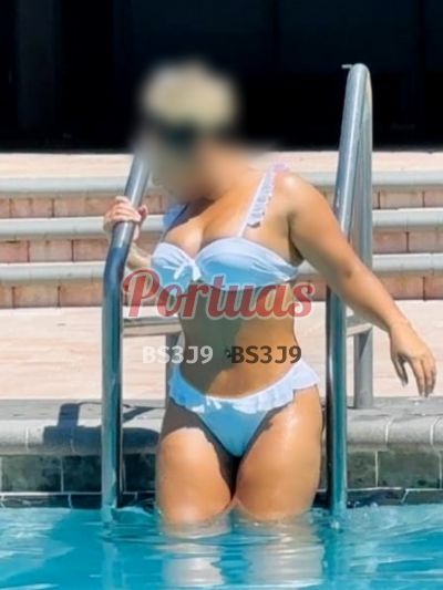 Sofia, Mulher que faz massagens eróticas em Gaia