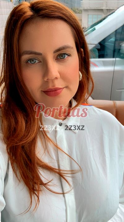 Mel, Mulher que faz massagens eróticas em Porto