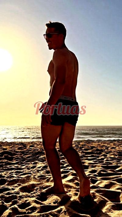 Leo 925014590, homem em Cascais