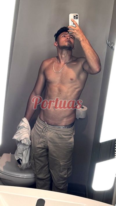 Gien 933519091, Homens em Gaia