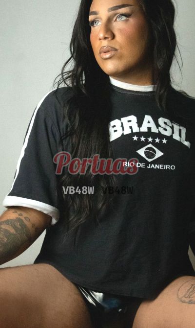 Tallia, transex em Porto