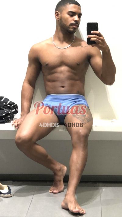 Rafael, homem em Odivelas