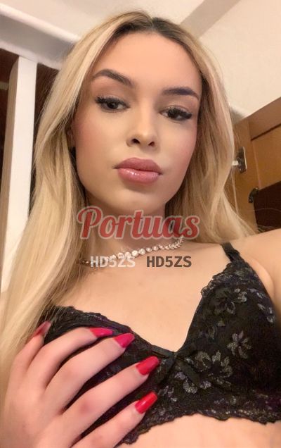 Nicolly, transex em Lisboa