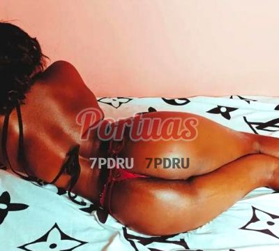 July, massagista em Lisboa