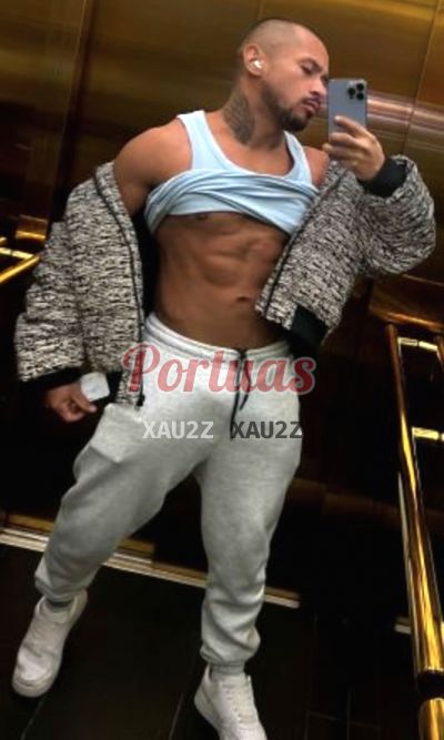 Jhon, homem em Lisboa