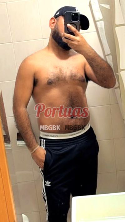 Bi, homem em Cascais