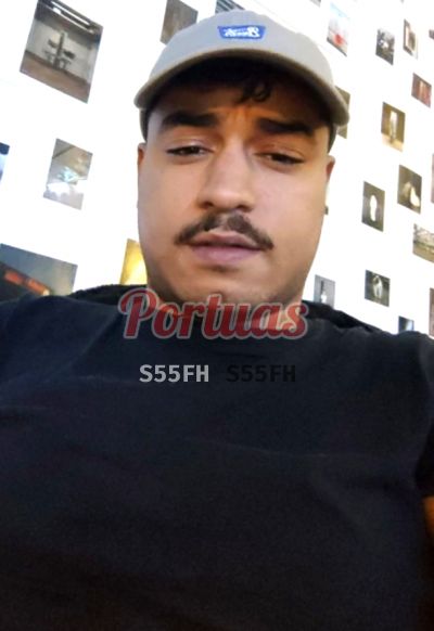 Rafa, homem em Porto