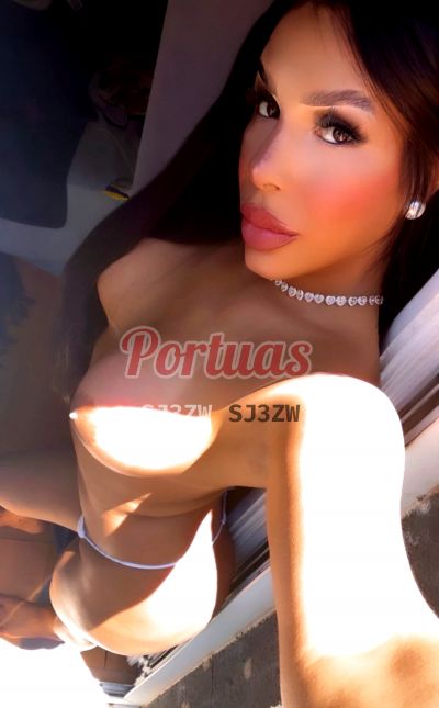 Izabelle 965747138, trans em Porto