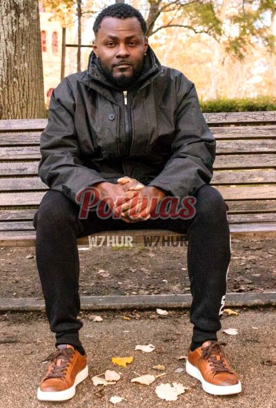 Leo, homem que faz massagens eróticas em Setúbal