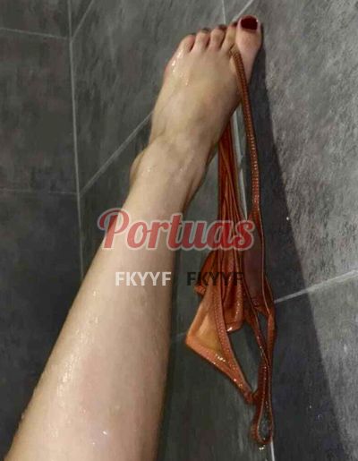 Leandra, mulher que faz massagens eróticas em Setúbal
