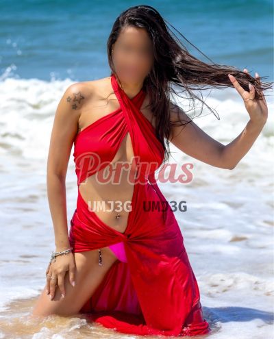 Mia, massagista em Porto