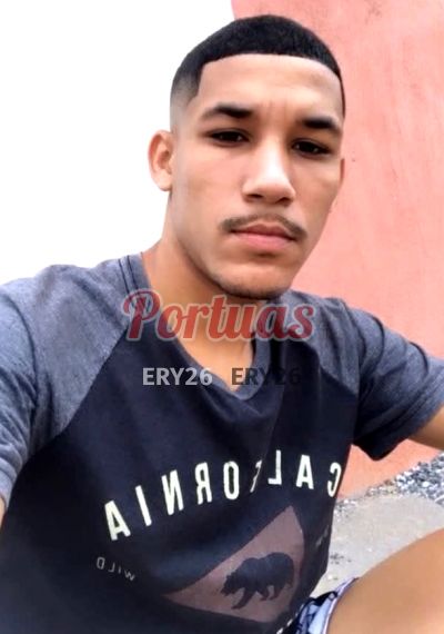 Lorenzo, homem em Almada