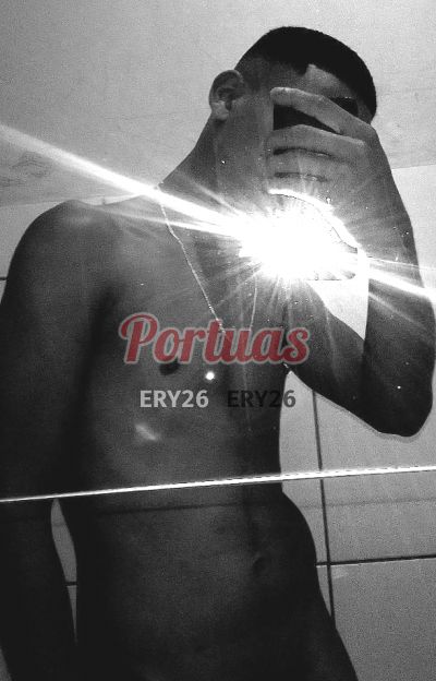 Lorenzo, homem em Almada