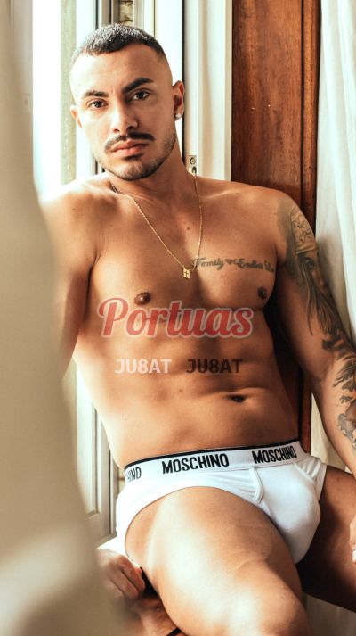 Matheu 938205917, homem em Porto