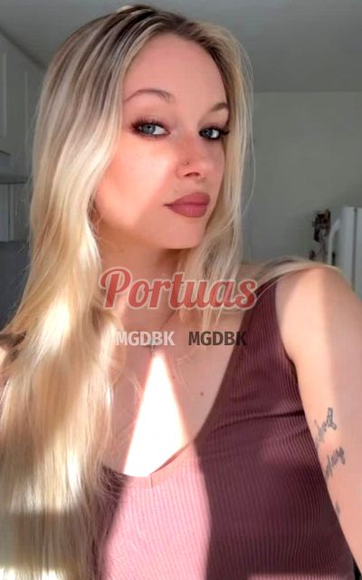 Mia, puta em Évora