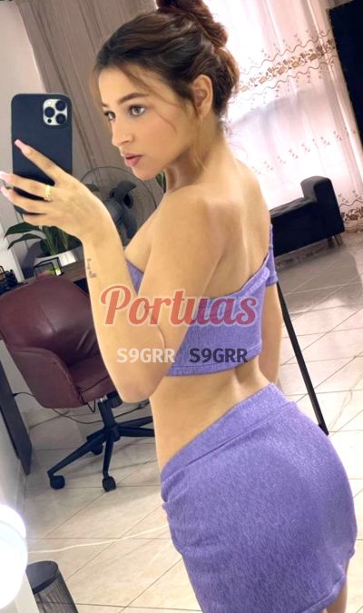 Carla, massagista em Porto