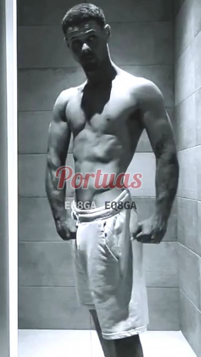 Theo, homem em Leiria
