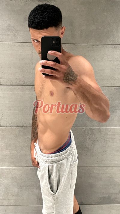Theo, homem em Leiria