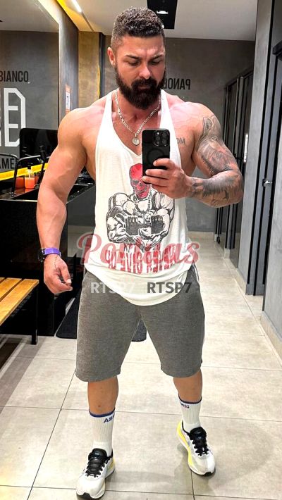 Victor Lorenzzo, homem em Felgueiras