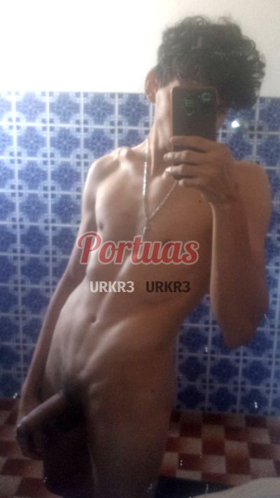 Victhor, homem em Penafiel