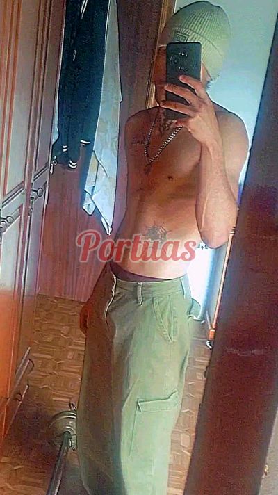 Skyeyes, homem em Chaves