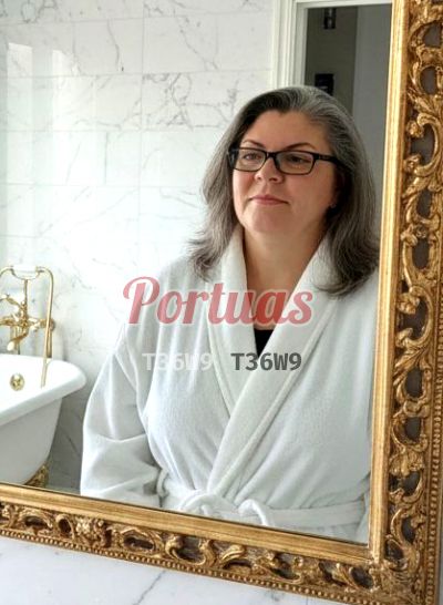 Glória Maria, puta em Fafe