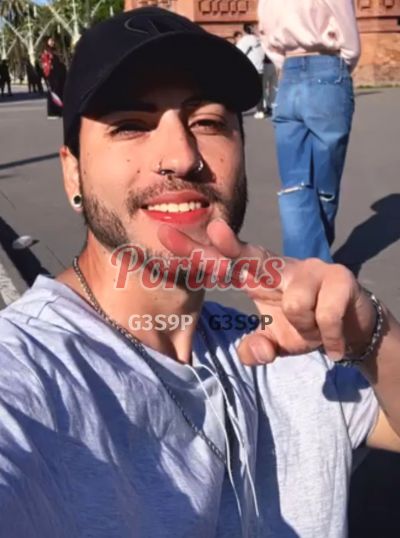 Diego, homem que faz massagens eróticas em Lisboa