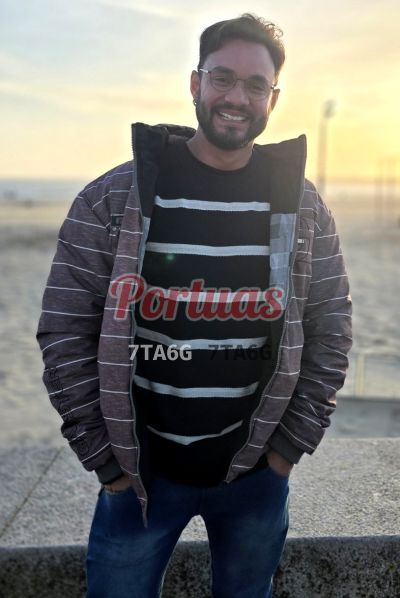 Éric 929470653, homem em Coimbra