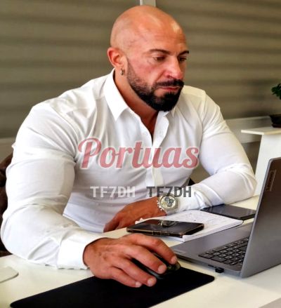 Andre Campos 923128707, homem em Lisboa