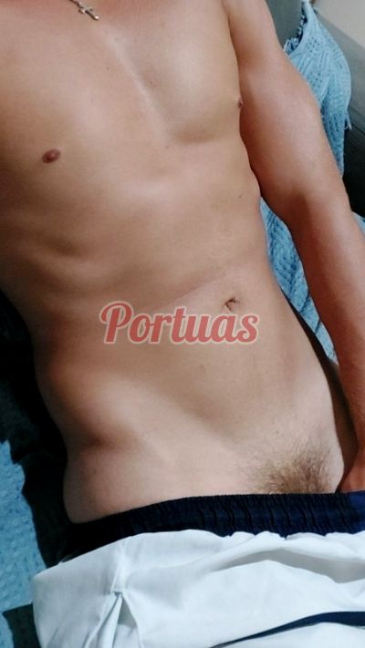 Omar Zidan 933955396, homem em Leiria