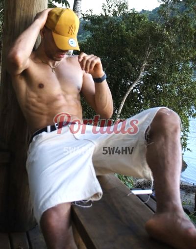 Noah 930960666, homem em Lisboa
