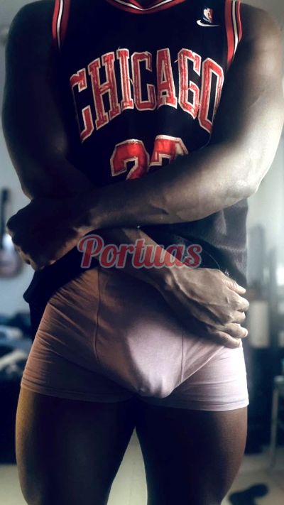 Blacksavane 922018483, homem em Lisboa