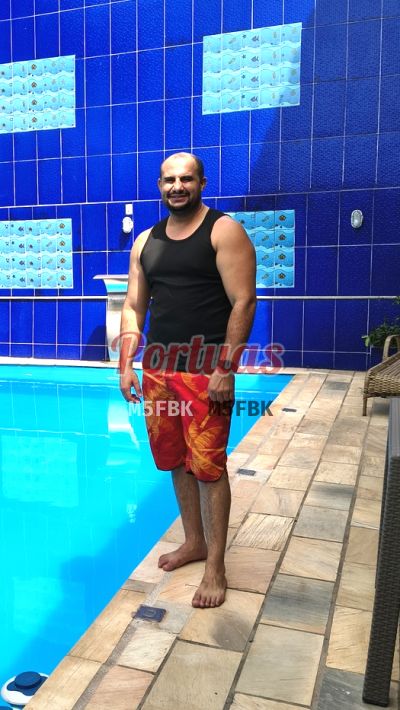 Vald 928383875, homem em Porto