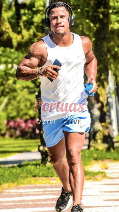 Pedro Dom 913458553, homem em Póvoa de Varzim