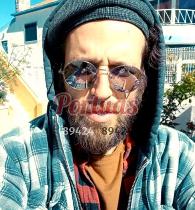 Rey 973555413, homem em Mafra