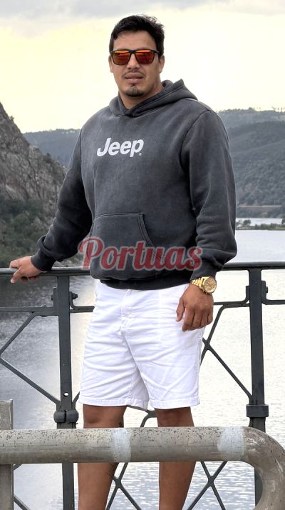 Oliver 926664764, homem em Costa da Caparica