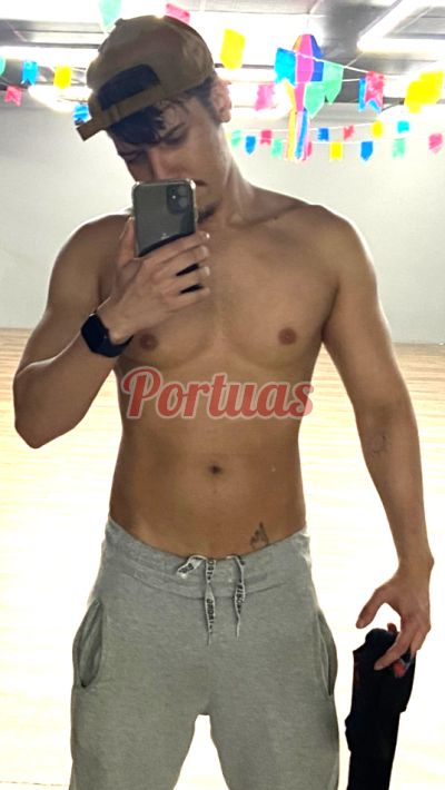 Jhonny 932741557, homem em Esposende
