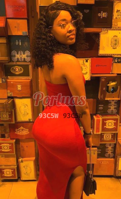 Gabriela 911049362, puta em Braga