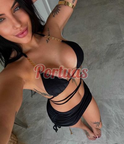 Flora 938241509, escort em Silves