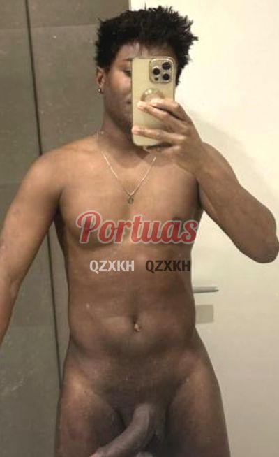 Kevin 935768555, homem em Cascais