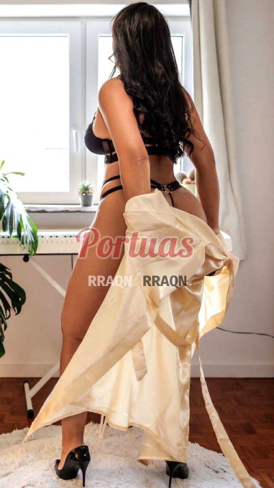 Carol 962976409, acompanhante em Maia