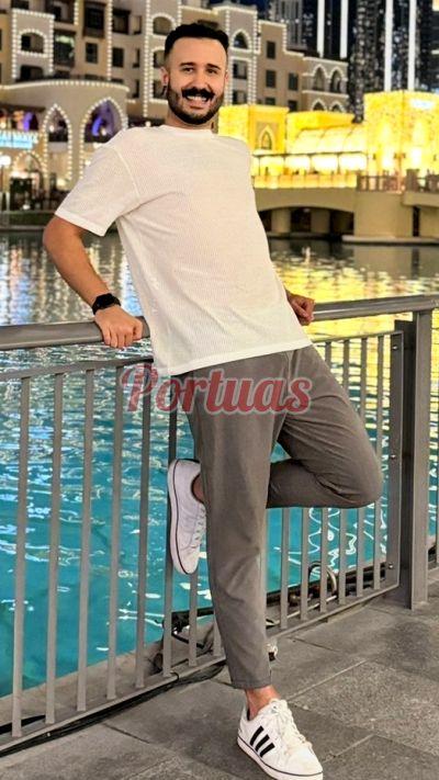 Don Guidoni 935889445, homem em Arroios (Lisboa)