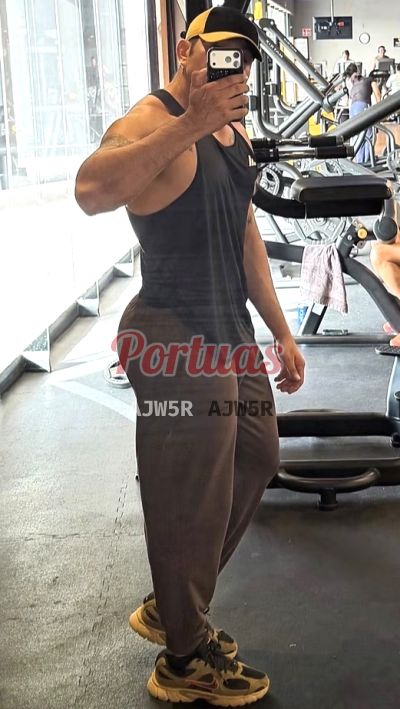 Anthony 925494789, homem em Porto